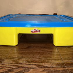 Like New Large Play-Doh Storage Bin And Accessories