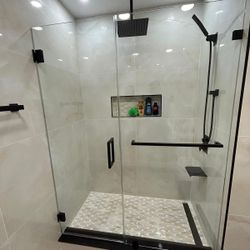 Glass Shower Door 
