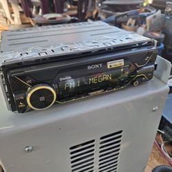 Sony DSX-A416BT Detachable Stereo. In Full Functioning. Bluetooth , USB. Pick Up Merced 80.00 ASK Offer Or Will Ignore Bs