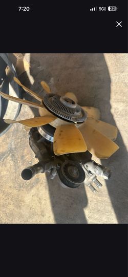 Chevy 99-07 water pump with fan