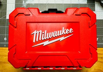 Milwaukee HoleDozer 11 piece kit
