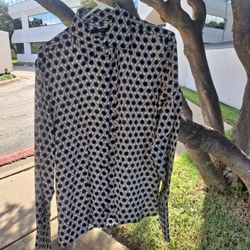 Gucci 100 % Silk Shirt Sz 41/16