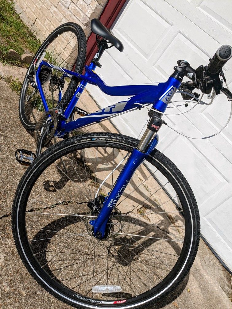 GT Transeo 2.0 Hydraulic Disc Hybrid Bike Extra Small 