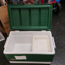 Vintage / Retro Coleman Cooler