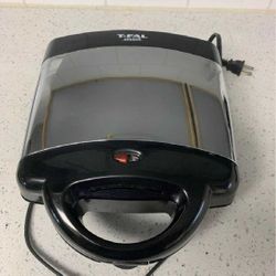 Panini Press – Fast and Flavorful Meals in Seconds material address