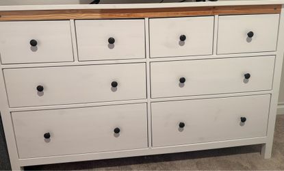 IKEA HEMNES 8 Drawer dresser