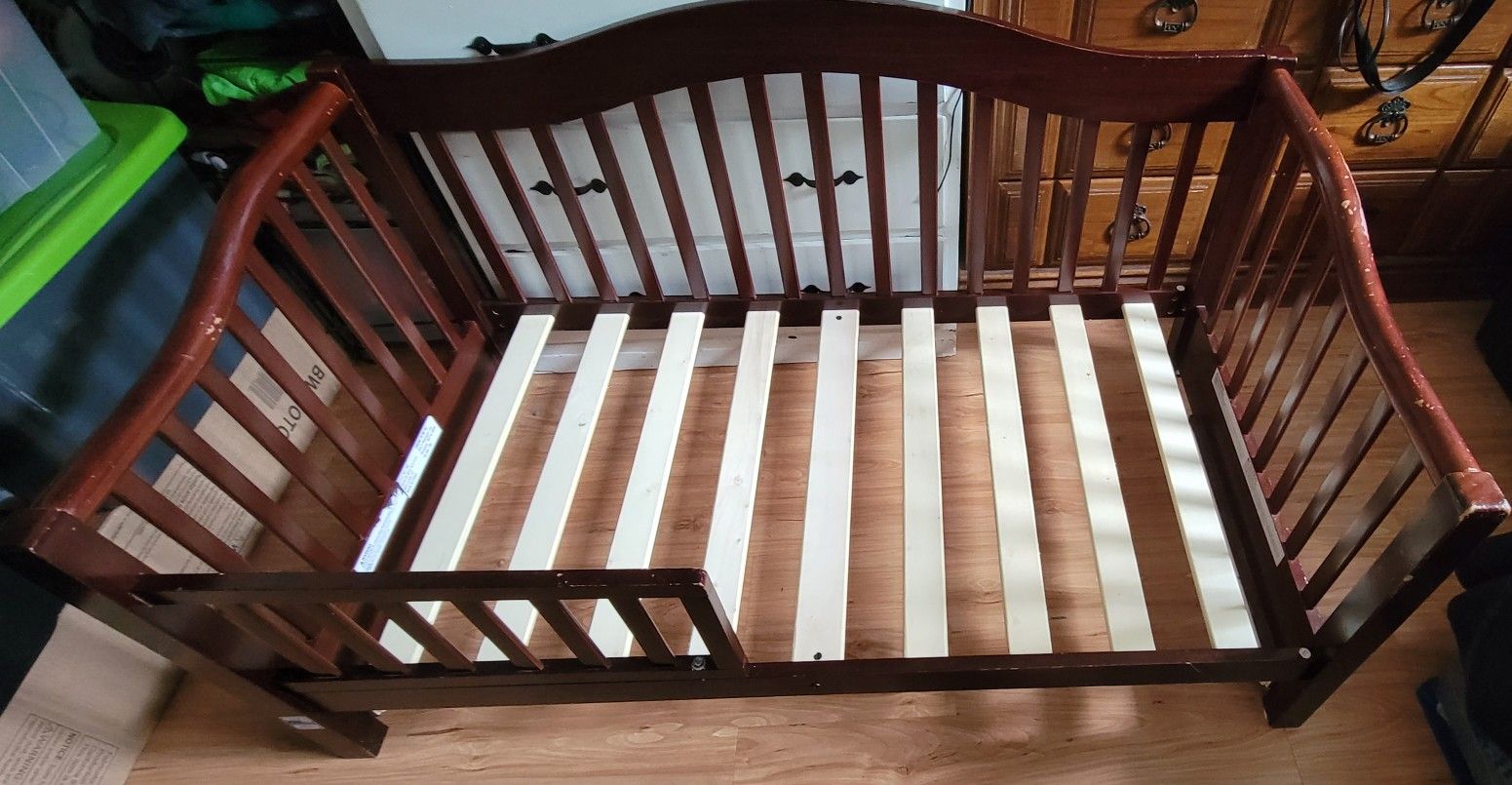 Toddler Bed for Sale in Downey, CA OfferUp