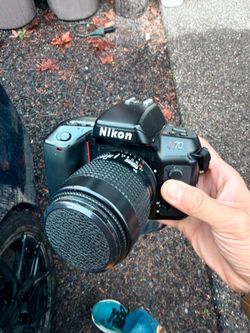 Nikon N70 35mm Film Camera with Nikkor Zoom Lens
