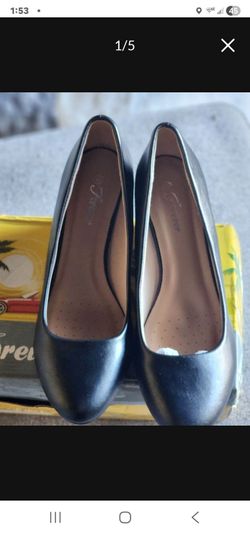 Forever womens platform, black size 10  pumps