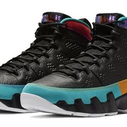 Men's Retro 9 Dream It Do It Jordan's.... Size 9....