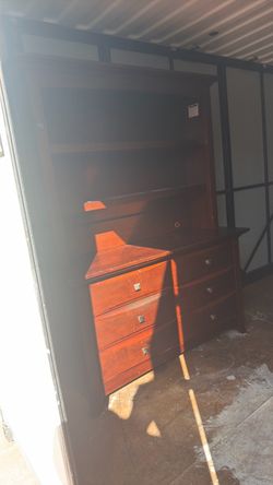 Dresser with hutch
