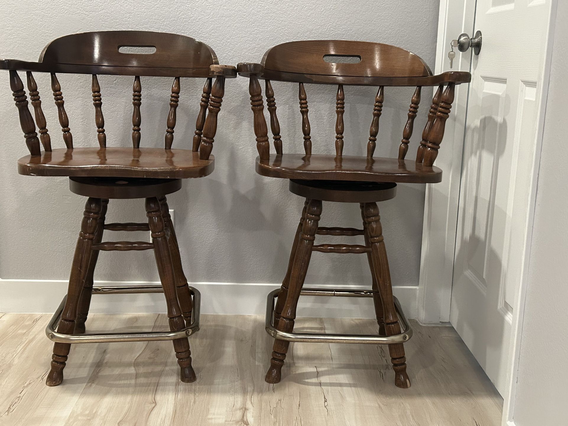 Bar Stools Set (Swivel)