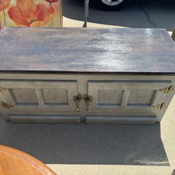 Bed Chest/ Coffee Table With Drawers 