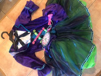 Girls costume