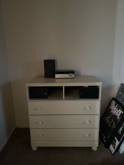 Used White Dresser