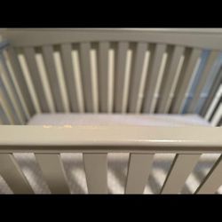 Baby Crib With Matress