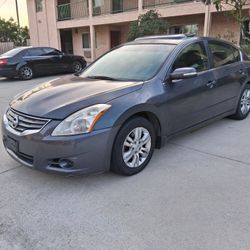 2012 Nissan  Altima 