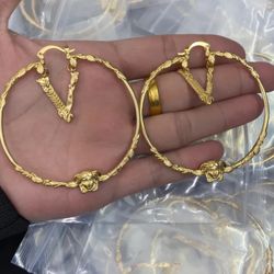 versace earrings 