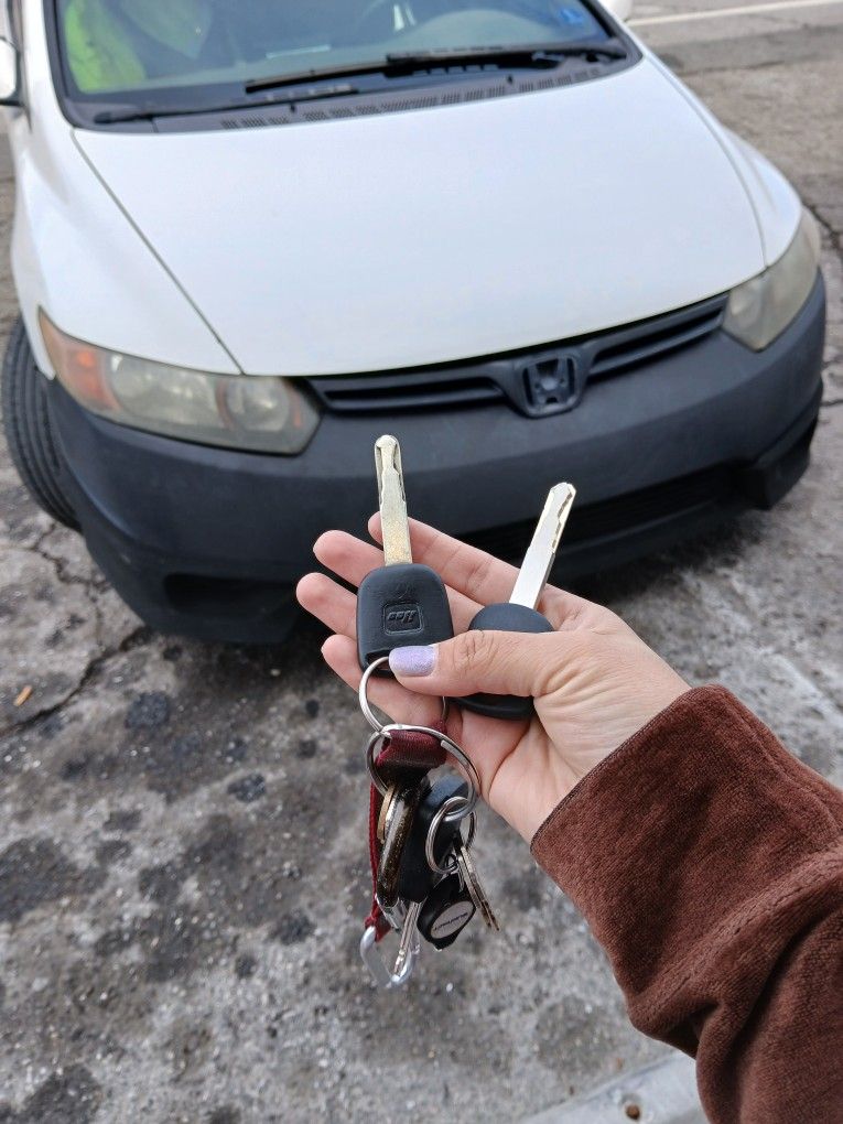 Llaves De Autos / Car Keys And Remotes