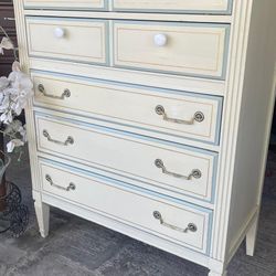 Beautiful French Provincial Chest All Measurament And Pictures 