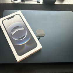 APPLE 16E Like new “unlocked”