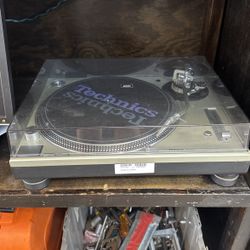 Technics SL-1200mk5