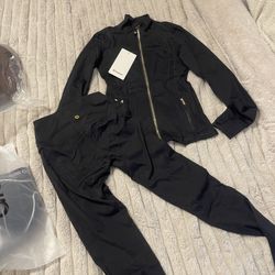 Lululemon Set Size 4(small) Enviar Mensaje Solo Interesados!! Cerca De Dallas Mesquite