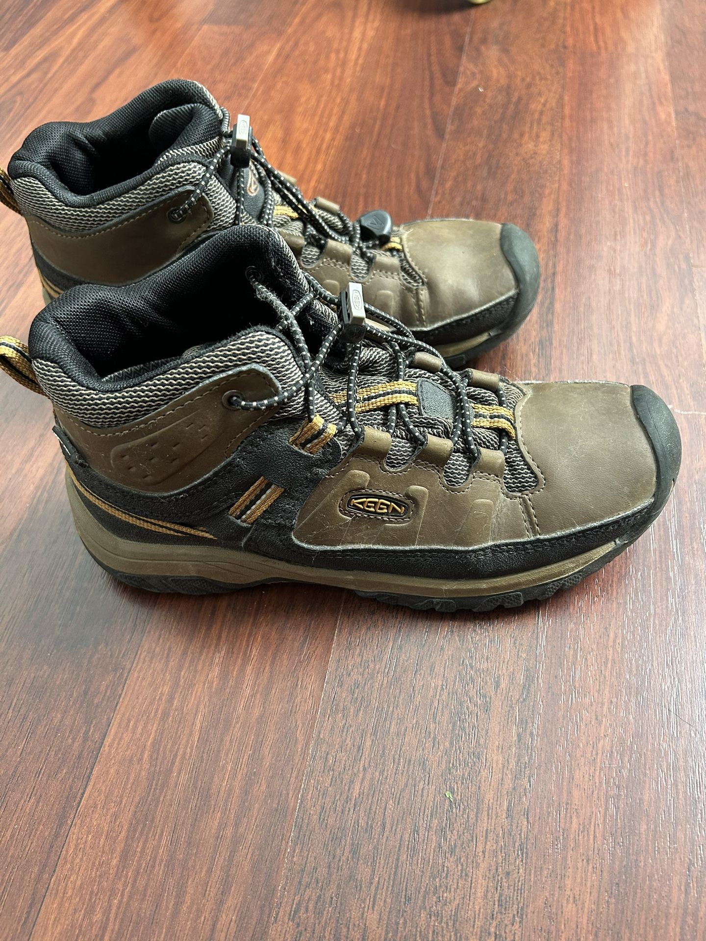 Keen Boys Youth Kids Hiking Boots Shoes Size 5