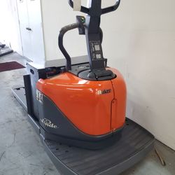 Order Picker Forklift 2009
