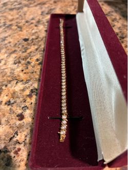 14K YG Tennis Bracelet 8.73g