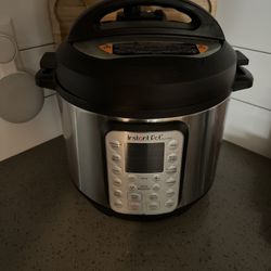 Brand New InstaPot Duo-Plus Plus Blenders