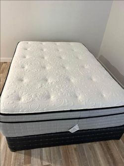 New Queen pillow top mattress set delivered
