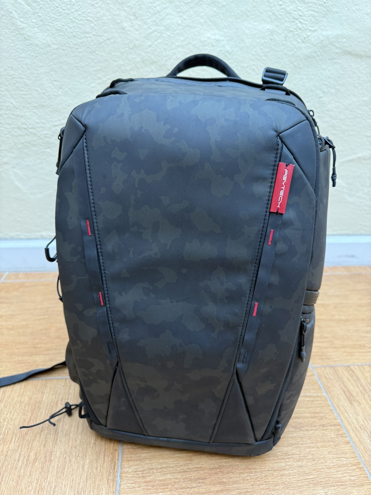 PGYTECH OneMo Backpack 25L (Desert Black Camo )