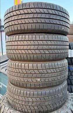 225 55 17 Goodyear tires Con Excelente calidad Las 4