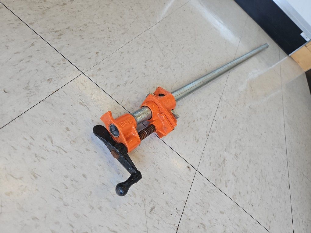 Pony Jorgensen 3/4" Pipe Clamp with 43" Capacity I-8098
