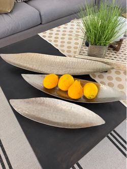 Nesting metal platter decor 3