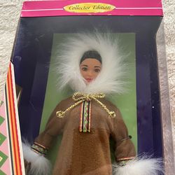 Vintage 1996 Arctic Barbie Dolls of the World Collector Edition in Box