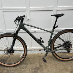 Trek Marlin 7 Gen 3 XL and Bike Rack