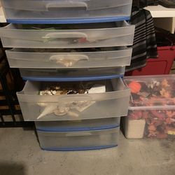 Plastic Drawers With Crafts & Decor