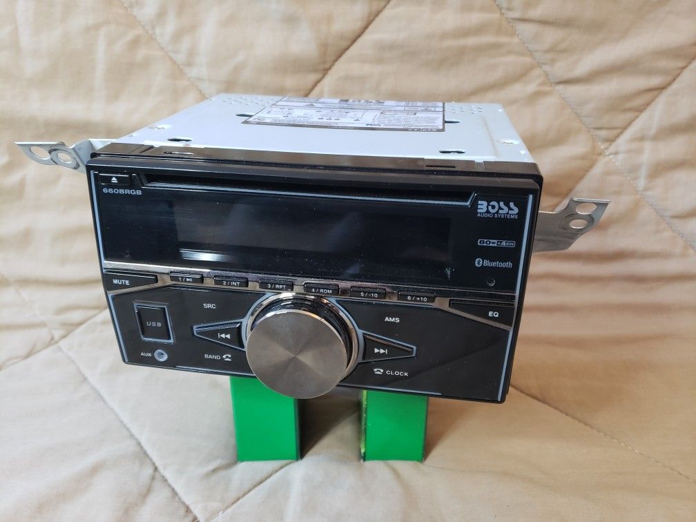 Boss Car Stereo With Remote, Double Din, 660brgb