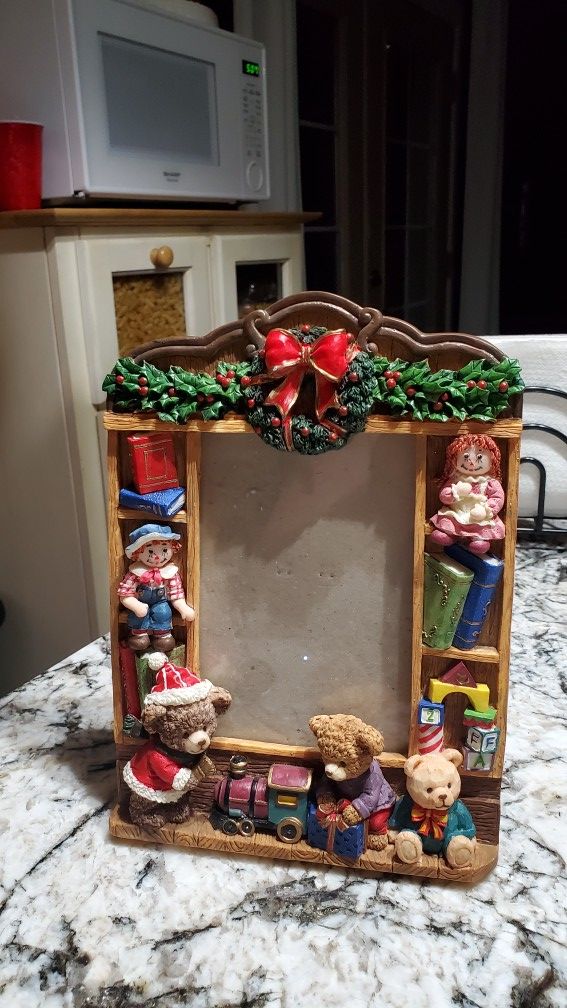 Raggedy Ann and Andy Christmas Picture Frame