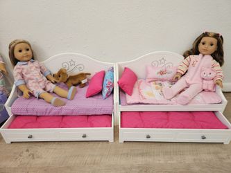 American Girl doll beds --retired (Exellent Condition)