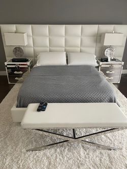 Luxury 5-Piece Master Bedroom Set – White Italian Leather & Mirrored Design