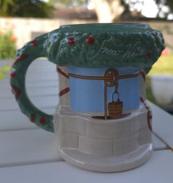 Snowwhite wishing well coffee mug 