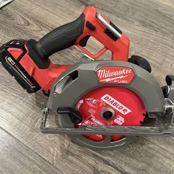 Milwaukee Skill Saw M18 Fuel Brushless