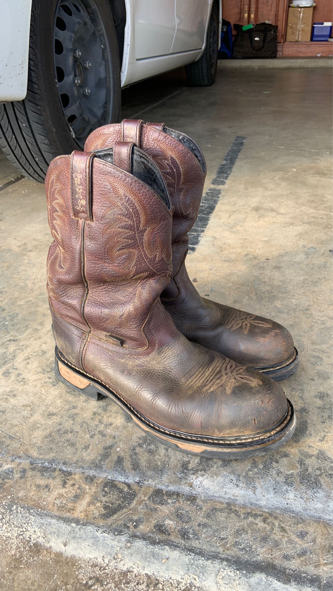 Tony Lama work boots size 10 EE good condition steel toe