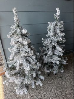 Pair of Flocked Artificial Christmas Trees – Snow Covered Holiday Decor