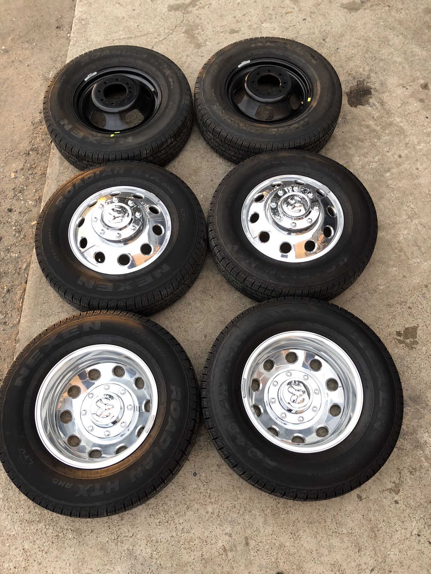 Like new Dodge Ram Dually Rims And Tires 3500 Wheels Dualli Dualy Rines y Llantas Oem factory’s factory original Take offs off takeoffs pull pulloffs