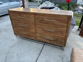 Hooker Wooden Dresser 6 Drawer w/ Metal Frame