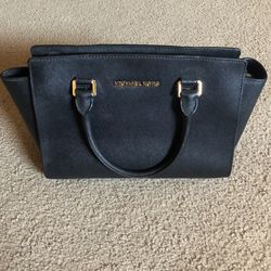 Michael Kors Purse (Black)